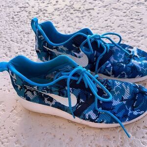 Nike Roshe 